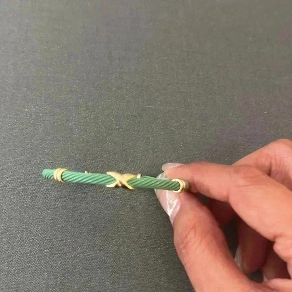 Mint green and gold enamel bracelet - Picture 2 of 3